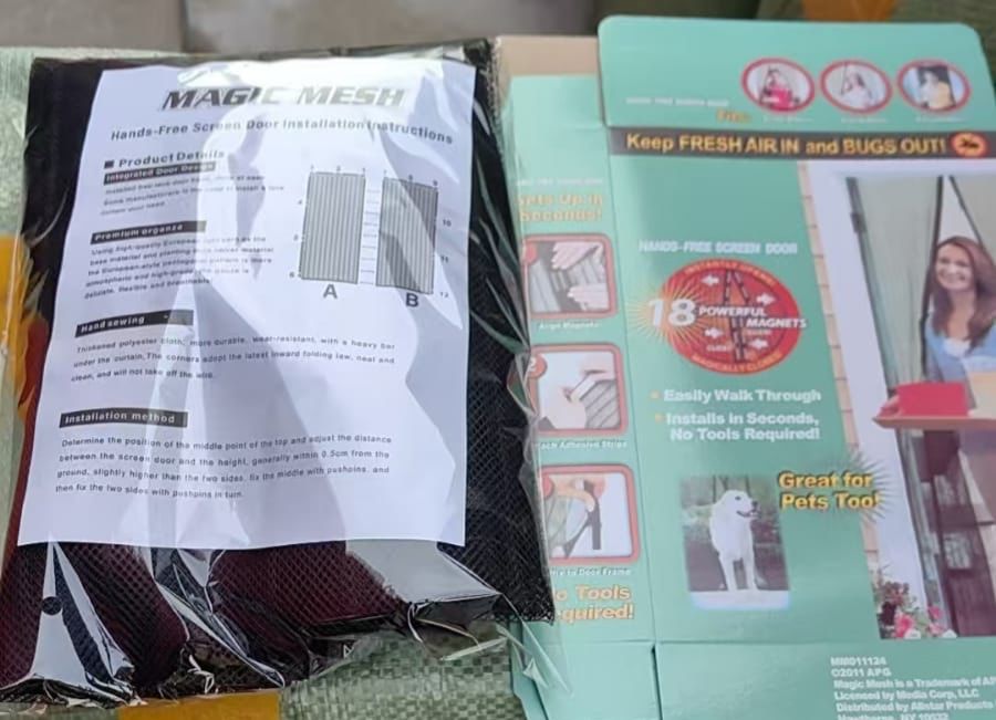 Magnetic Mesh Screen Door
